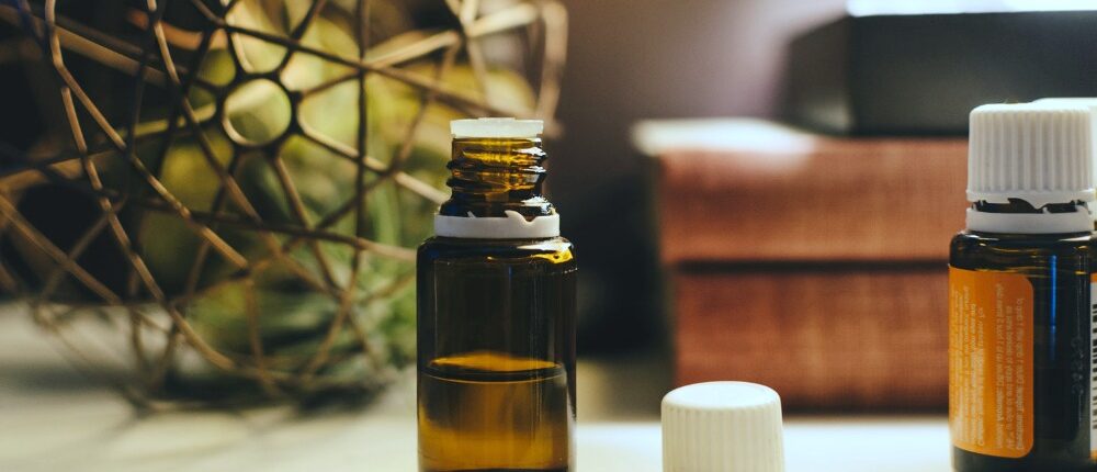 Feature | Amazing Uses of Tea Tree Oil | tea tree oil benefits