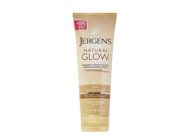 Jergens Natural Glow Daily Moisturizer | Best Lotions for Dry Skin to Keep You Moisturized During the Holidays | lotion & moisturizer
